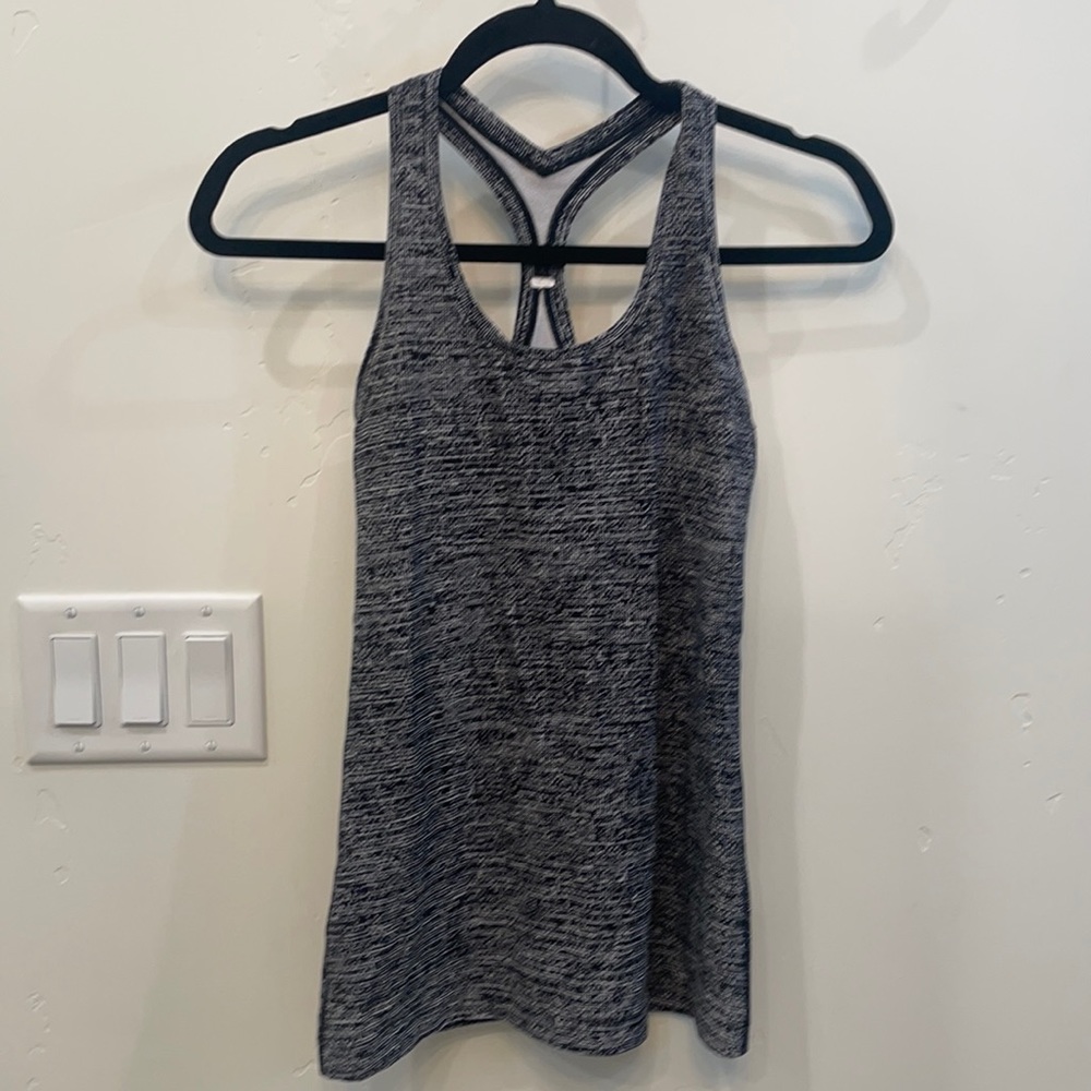 Lulu fitted tank.